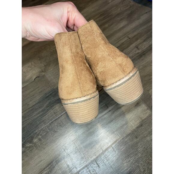 Sofft Euro Soft Adeah Brown Booties 7.5 Vegan Leather Normcore Classic Comfort - Picture 6 of 10